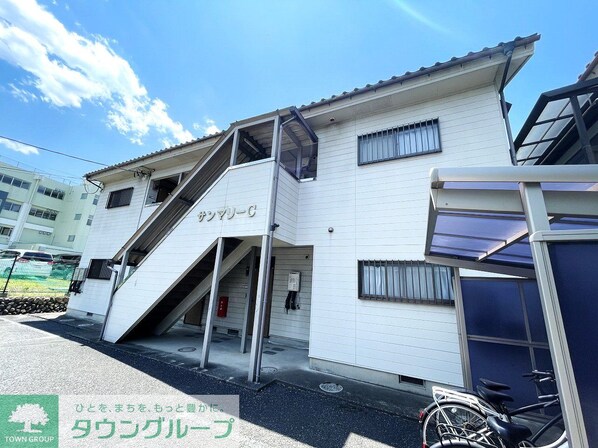 サンマリーCの物件外観写真